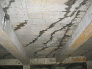 地下車庫漏水（不規(guī)則裂紋)