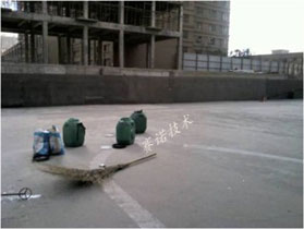 用改性MD聚合物防水涂料進行大面積防水施工