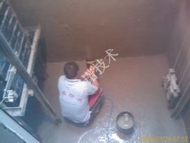 賽諾背水一噴靈對電梯井基坑漏水的治理