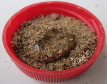 YY7特種路橋防水材料具有很強的表面張力，很強的疏水性能