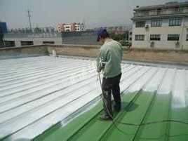 大面積防腐處理可以采用專用設(shè)備噴涂施工