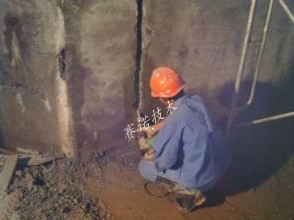 水池伸縮縫漏水 水池伸縮縫漏水