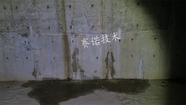 地下車庫側(cè)墻漏水 地下車庫側(cè)墻漏水