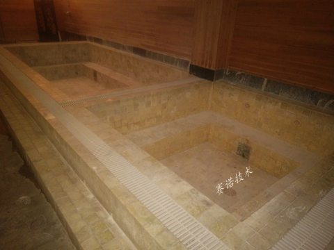 浴池漏水 浴池漏水